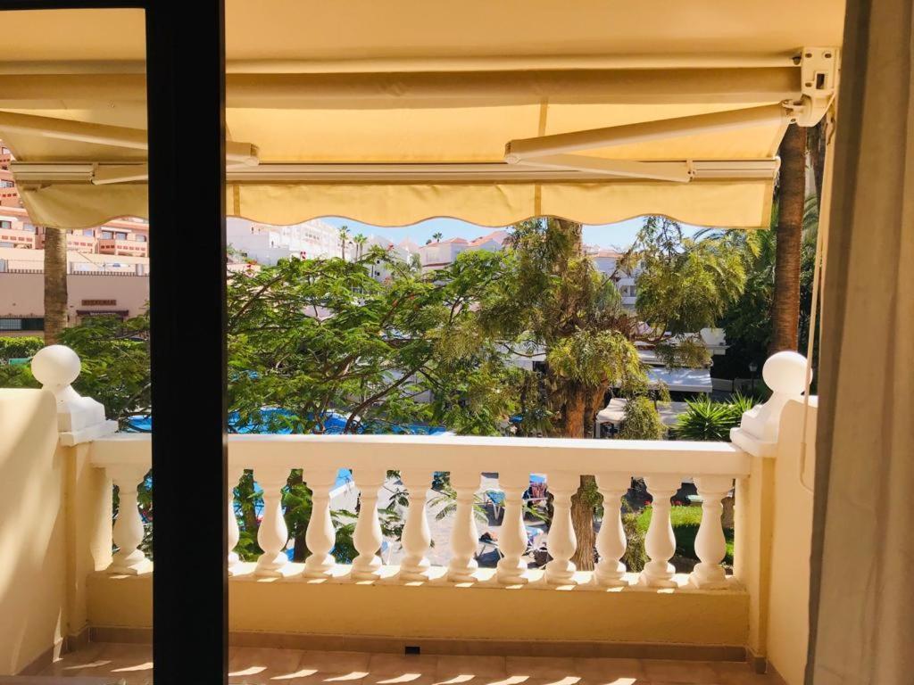 Castle Apartment Margherita Los Cristianos  Bagian luar foto